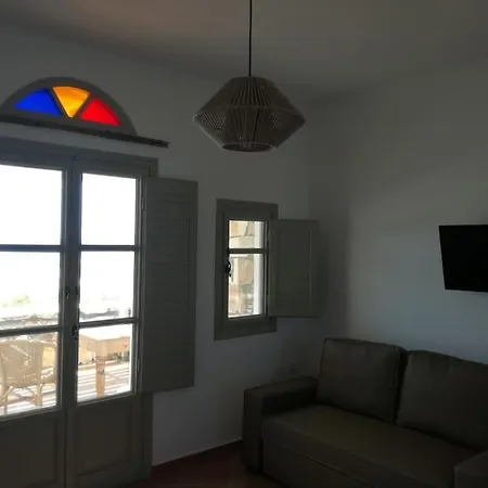 Romantic Studio A With Sea View, Plaka, Naxos Guest house