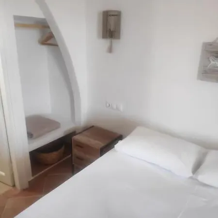 Guest house Romantic Studio A With Sea View, Plaka, Naxos 3*